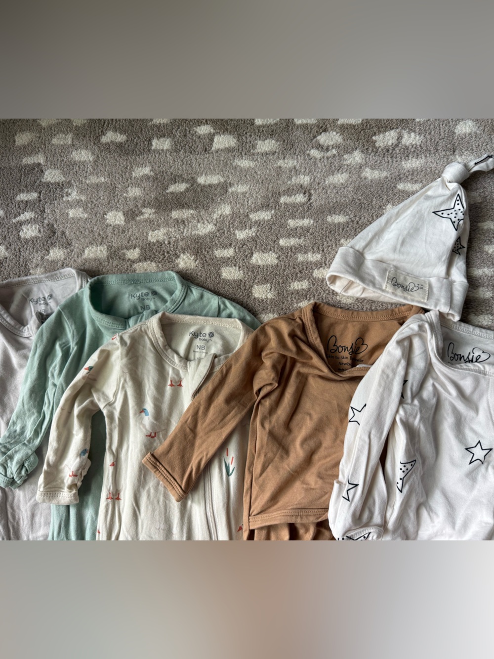 6-Piece Newborn (NB) "Take Me Home" Wardrobe Capsule (Kyte Baby & Bonsie) - Picture 2 of 14
